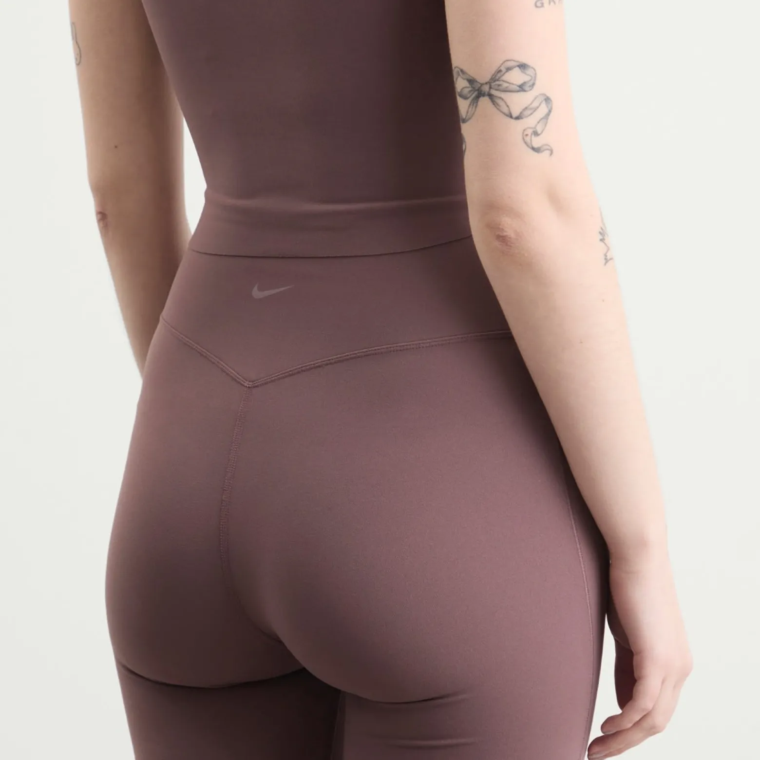 Nike Zenvy High Waisted Flared Leggings