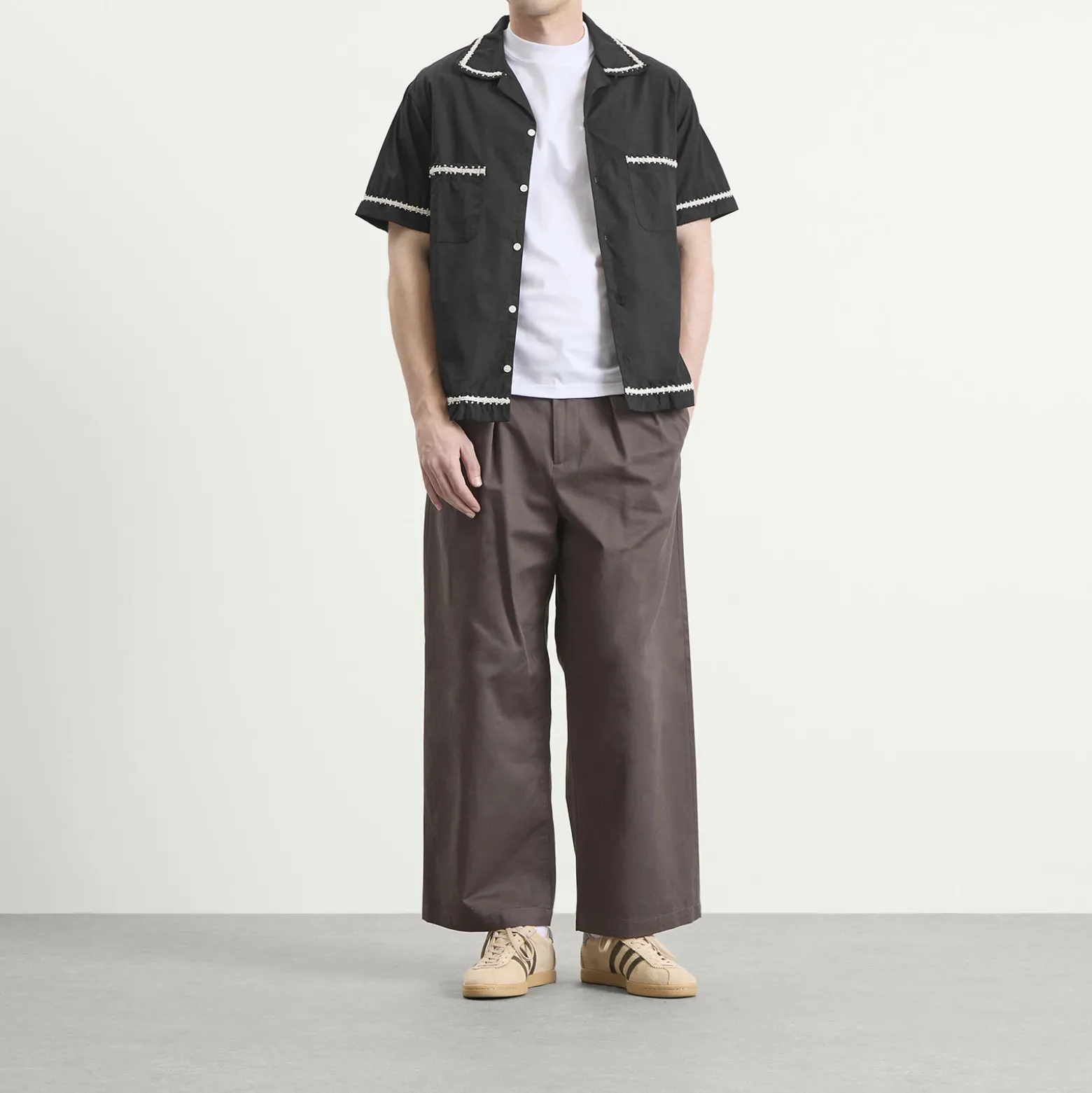 NOMARHYTHM TEXTILE Trim Embroidery Open Collar Shirt