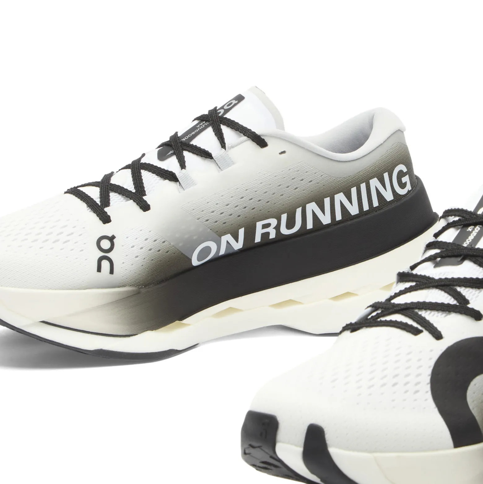 ON Cloudboom Max Sneaker