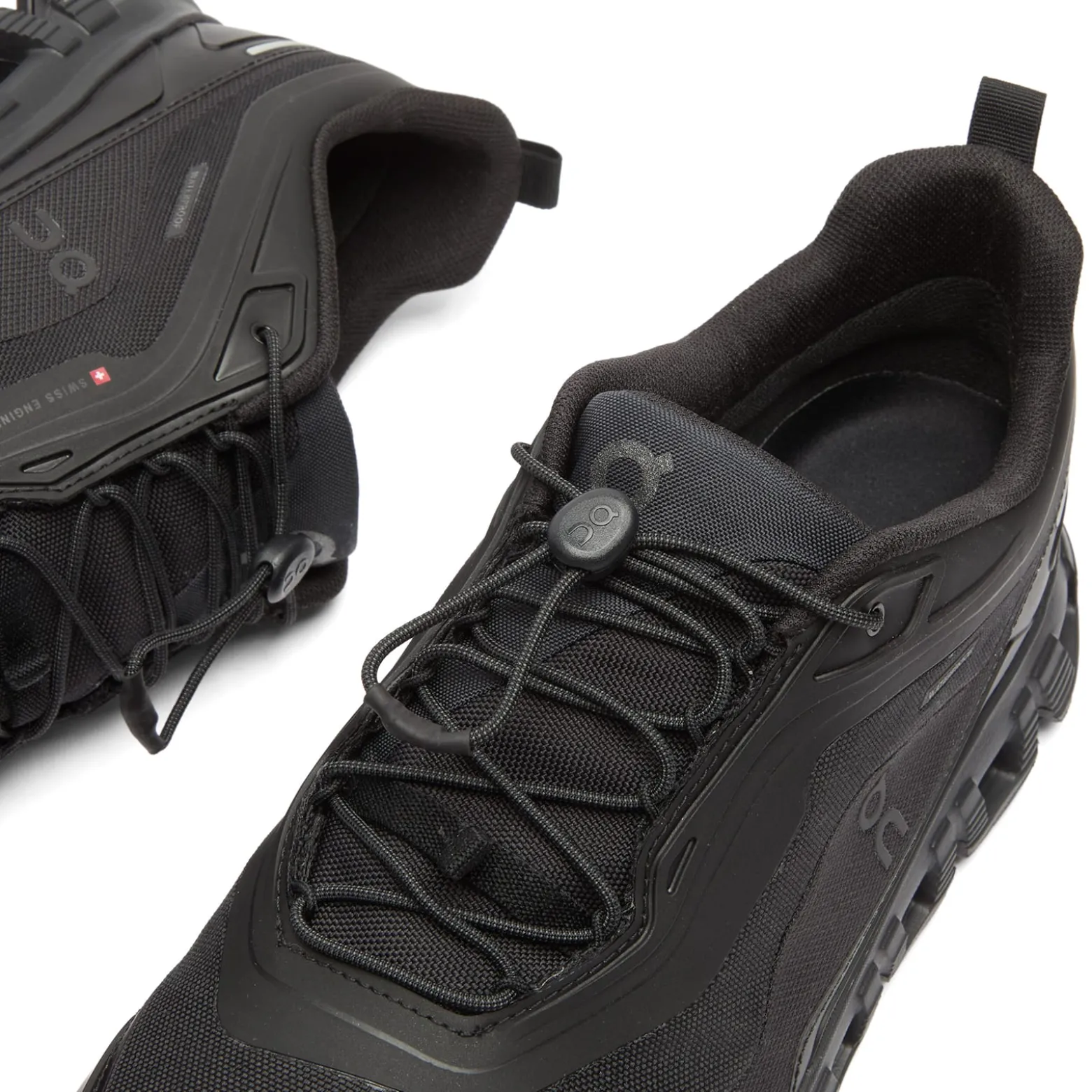 ON Cloud 6 Geo WP Sneaker