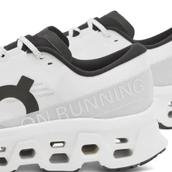 ON Cloudmonster 3 Sneaker