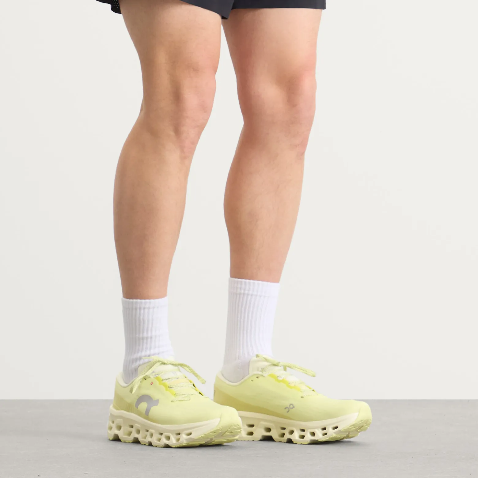 ON Cloudmonster 3 Sneaker
