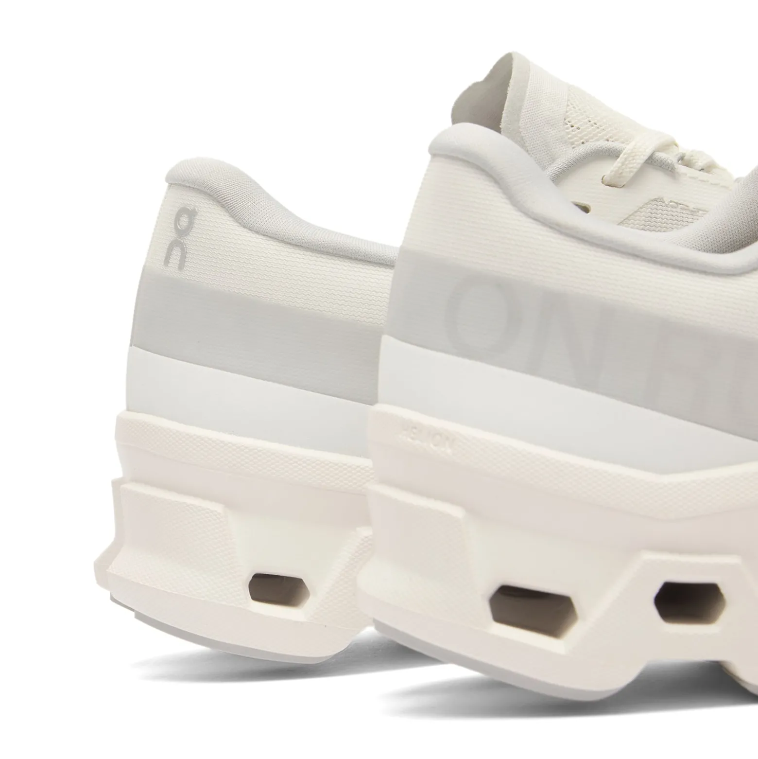 ON Cloudmonster 1 Sneaker