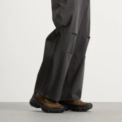 ON Cloudrock Low WP Sneaker