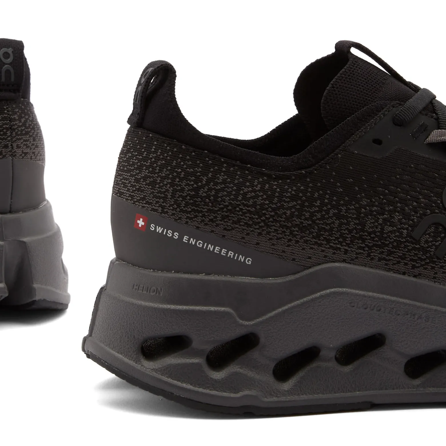 On Cloudsurfer Max Sneakers