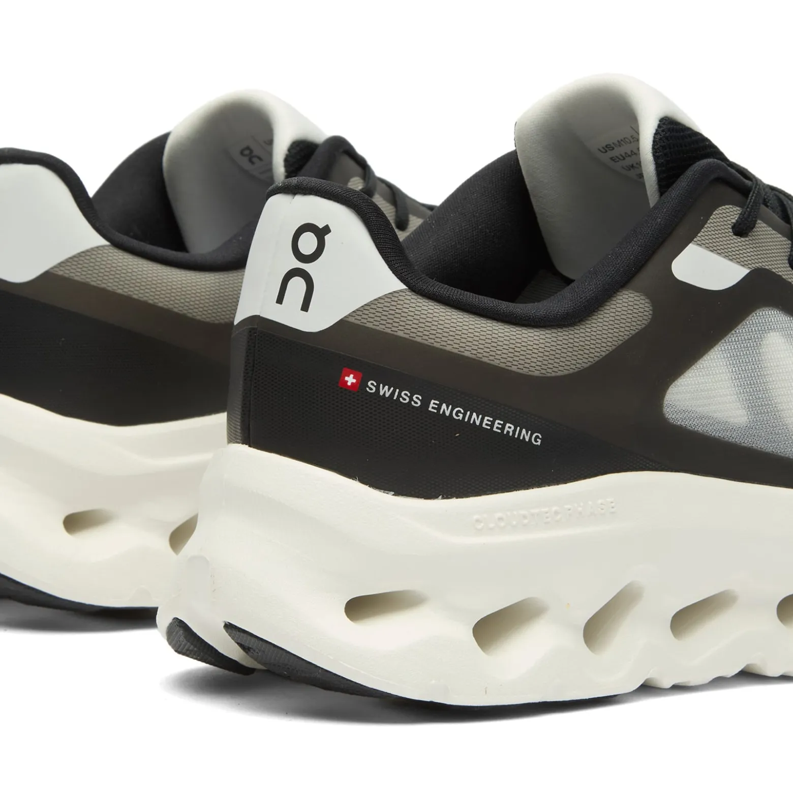 ON Cloudtilt Remix Sneaker