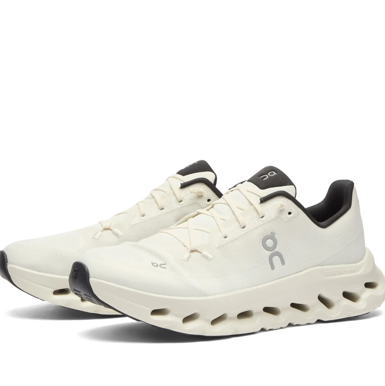 ON Cloudtilt Sneaker