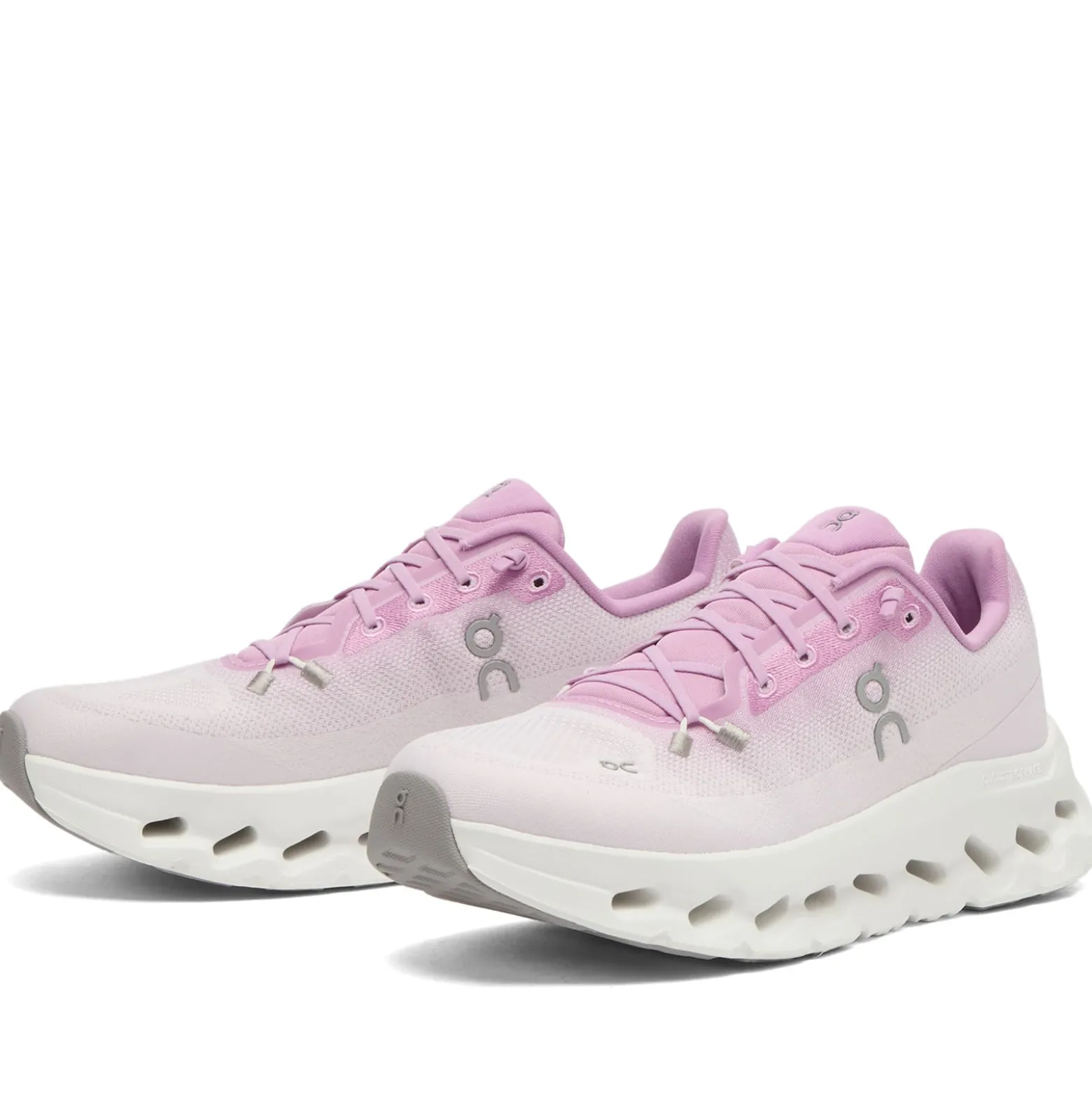 ON Cloudtilt Sneaker