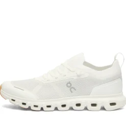 ON Cloud 6 Versa Sneaker