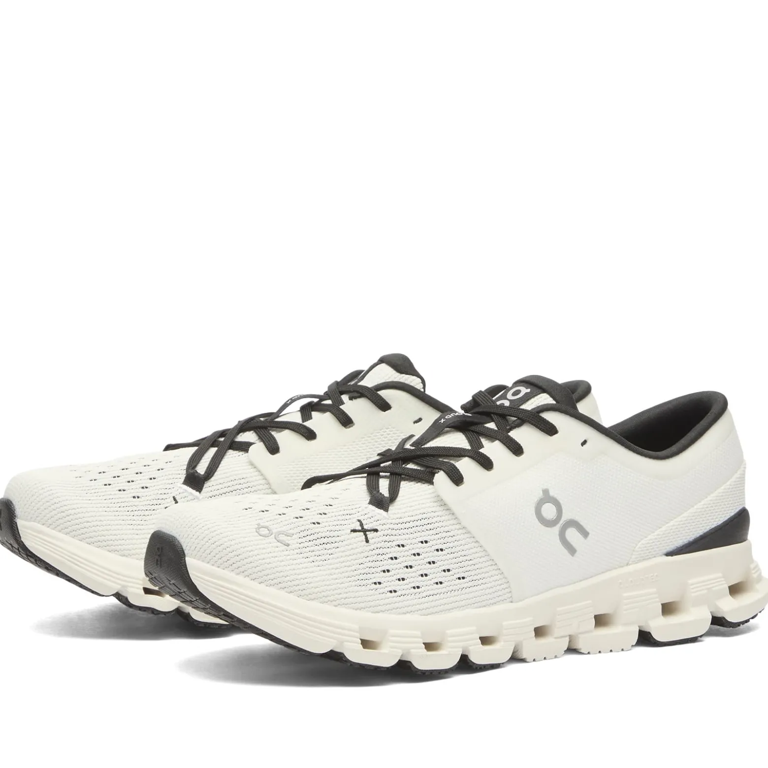 ON Cloud x 4 Sneaker