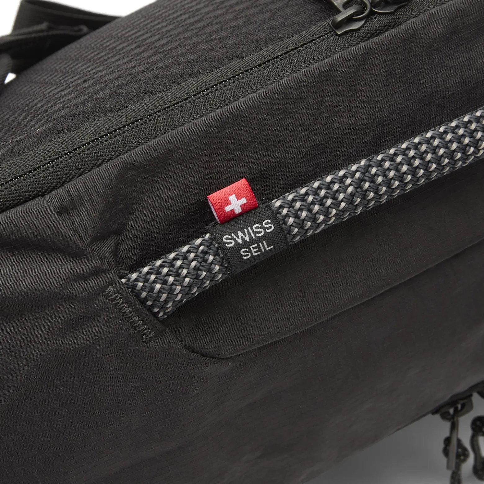 ON Sling Pack 9L