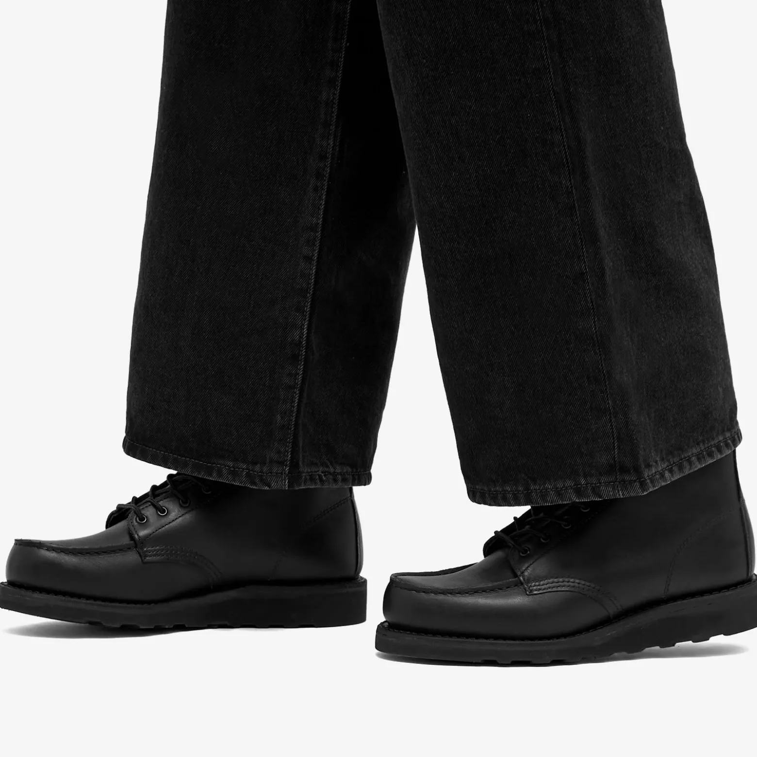Red Wing Women's 3380 Heritage 6" Moc Toe Boot