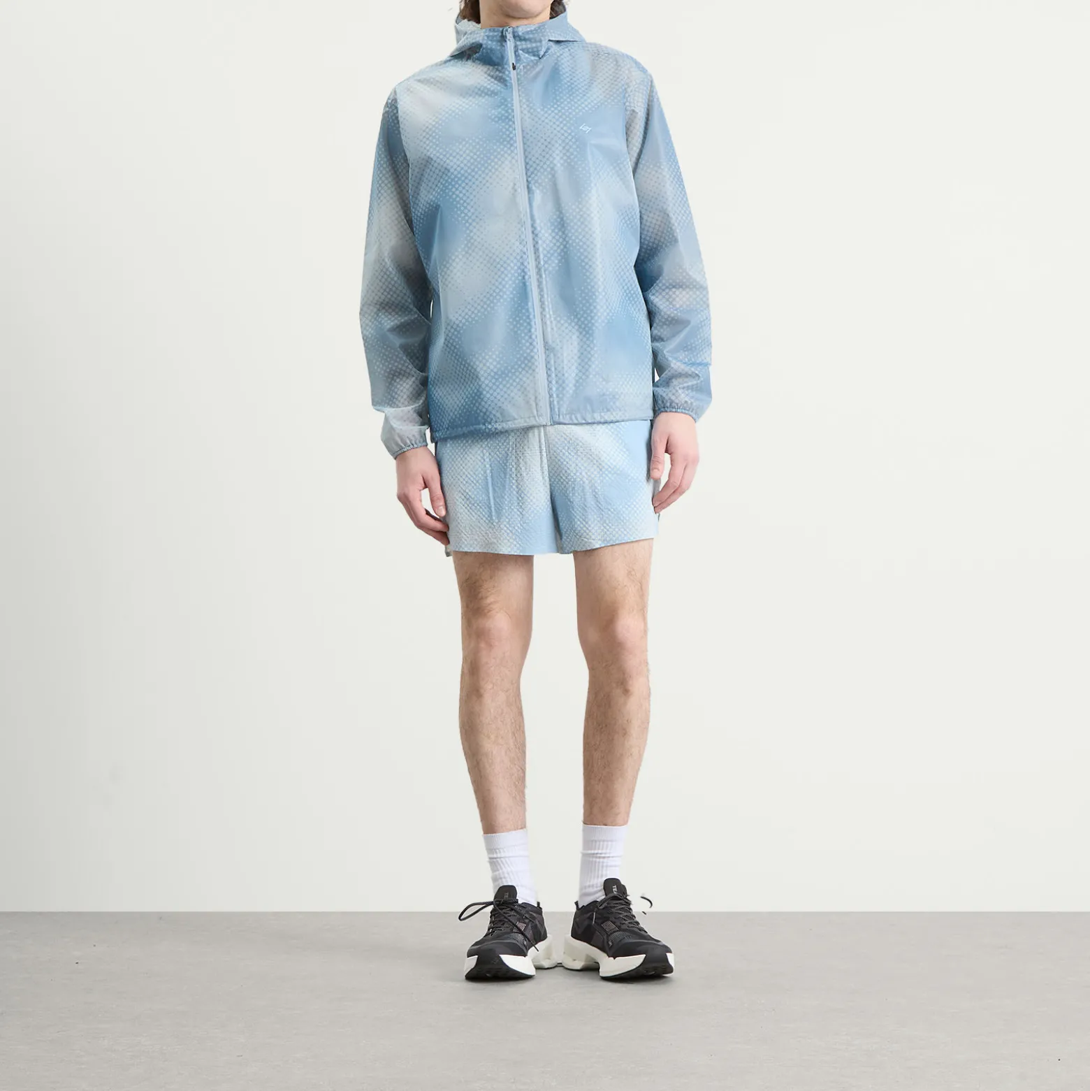 Represent 247 Ultra Short