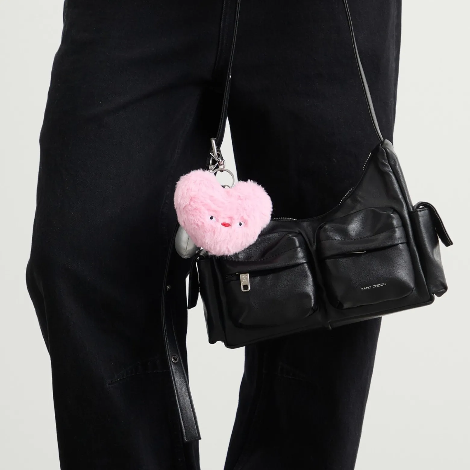 SAMO ONDOH Loveyom Keychain