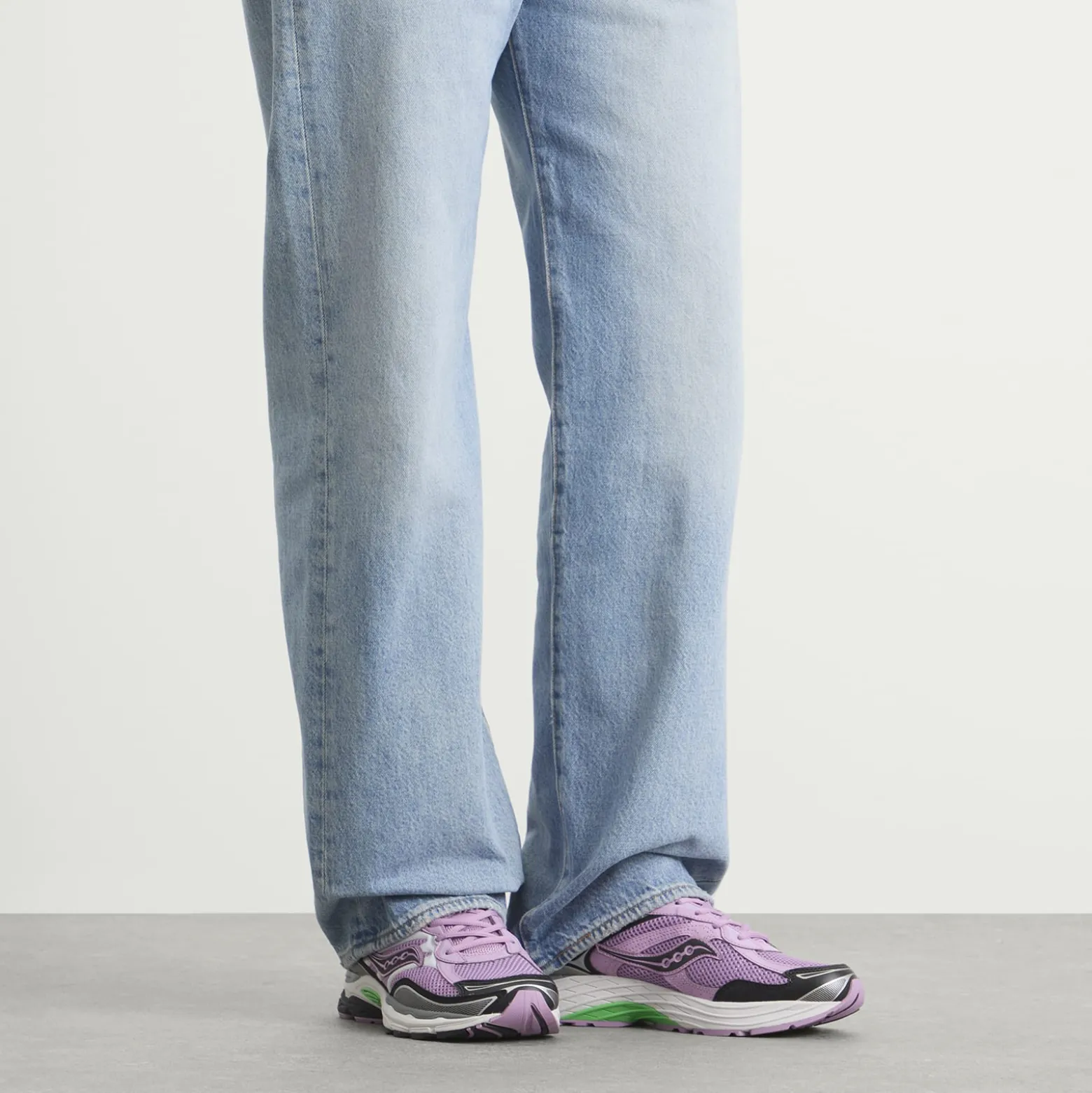 Saucony Progrid Omni 9 Sneaker