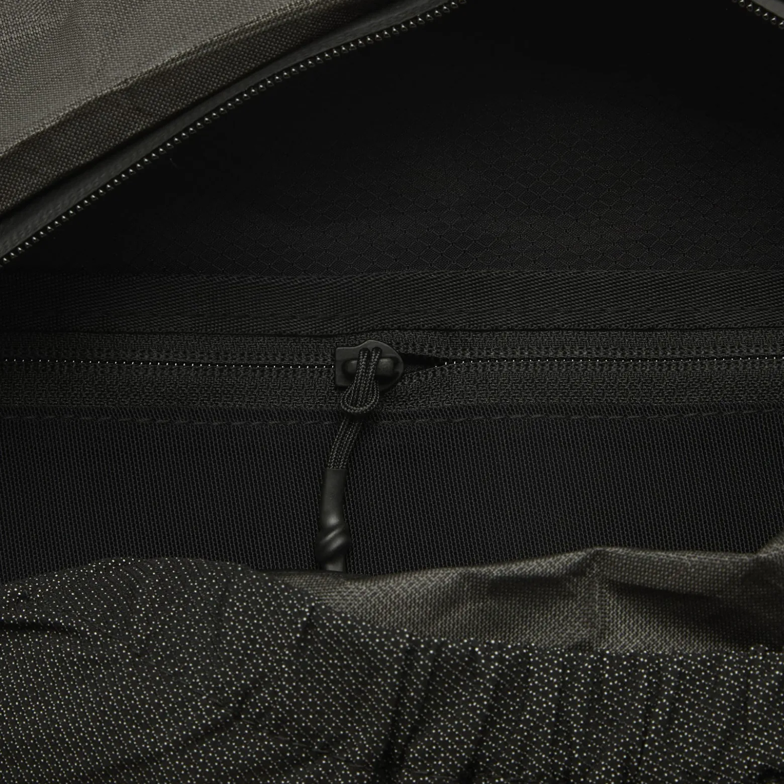 SEALSON SR4 Cross Body Bag