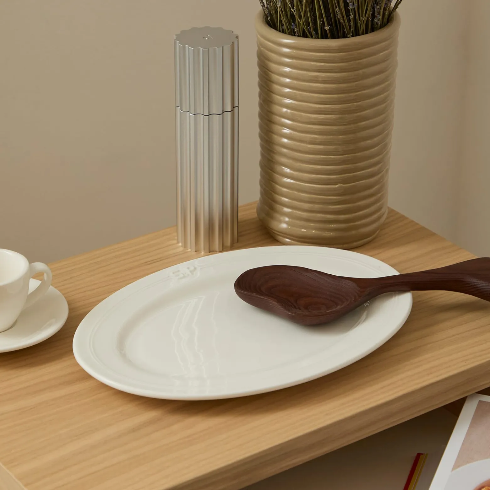 Service Projects Métier Embossed Tray