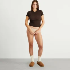 SKIMS Fits Everybody Short Sleeve T-Shirt