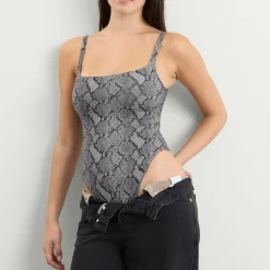 SKIMS Fits Everybody Square Neck Bodysuit