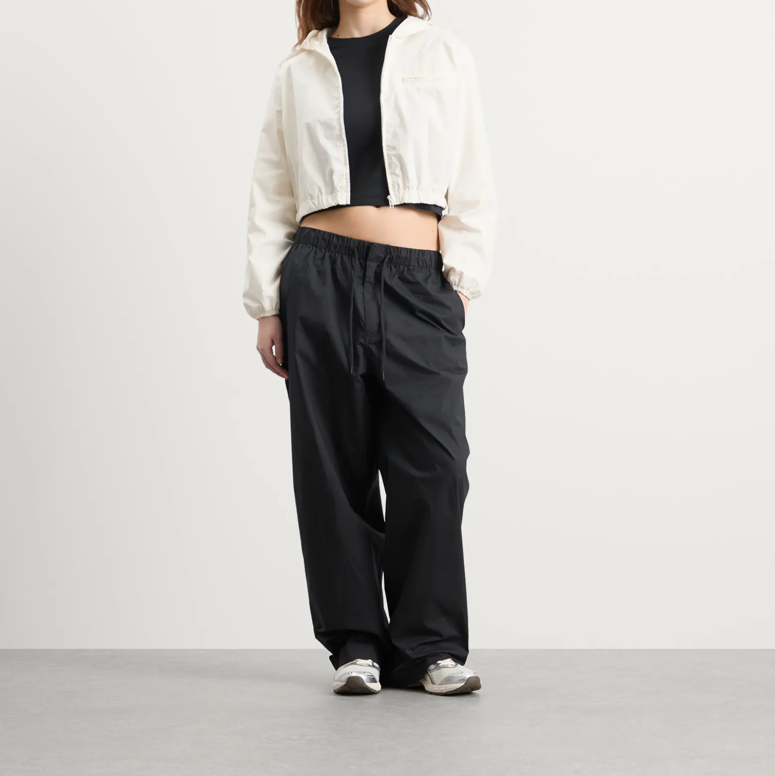 SKIMS Sateen Crop Zip Up Jacket