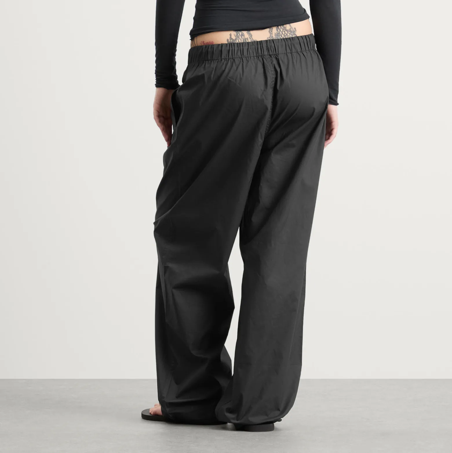 SKIMS Sateen Oversized Cargo Pants