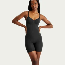 SKIMS Seamless Sculpt Bodysuit Mid-Thigh