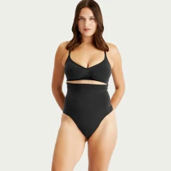 SKIMS Seamless Sculpt Bralette
