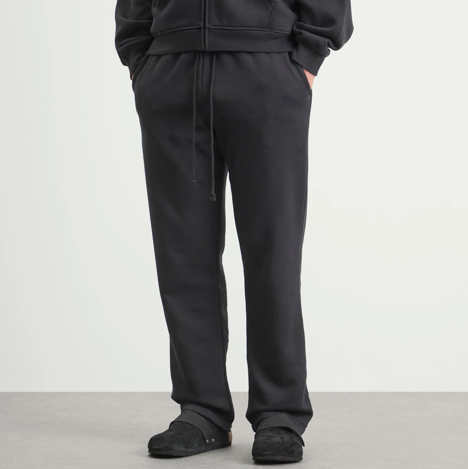SKIMS Straight Leg Sweatpants