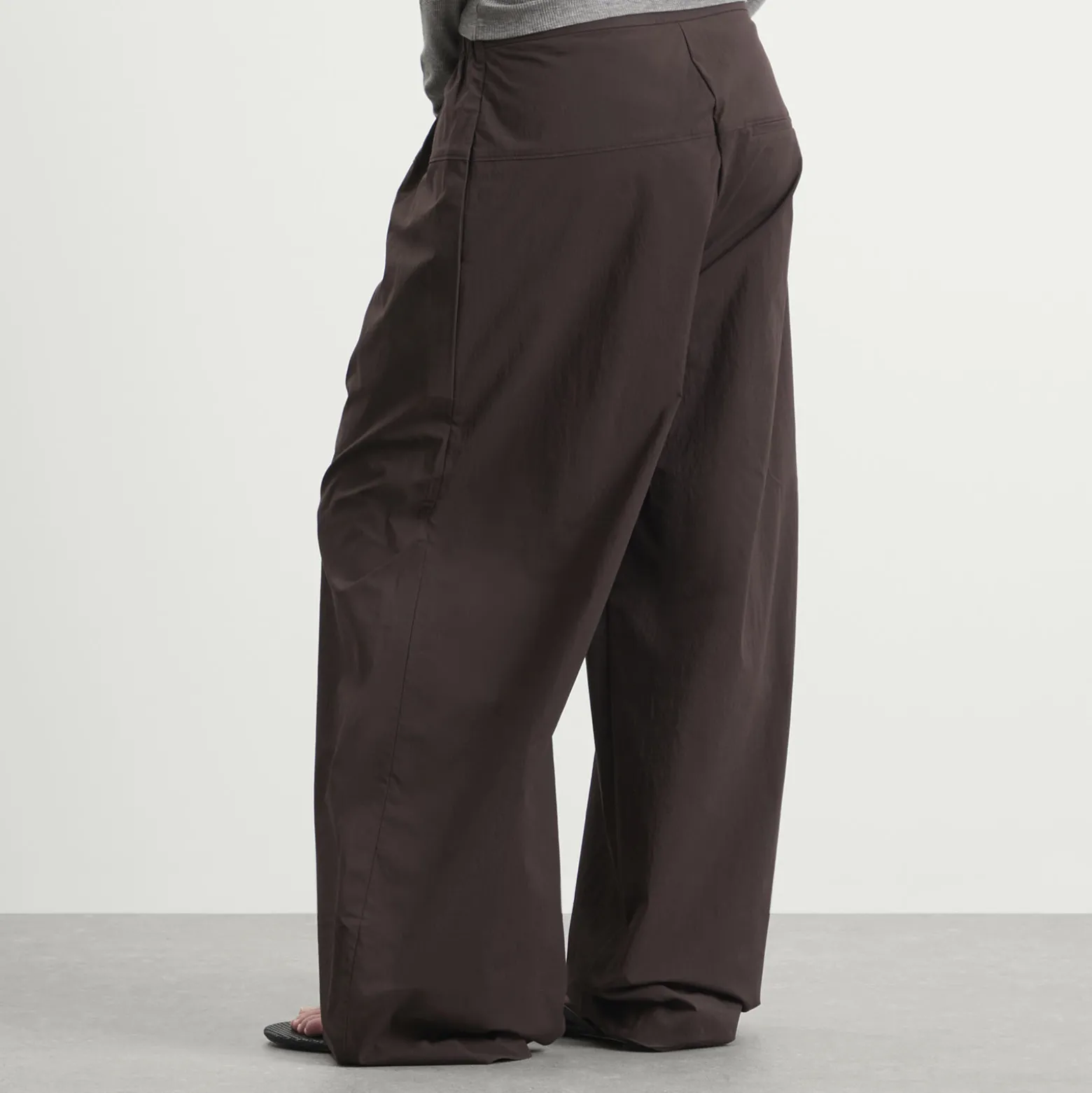 St. Agni Relaxed Pleat Pants