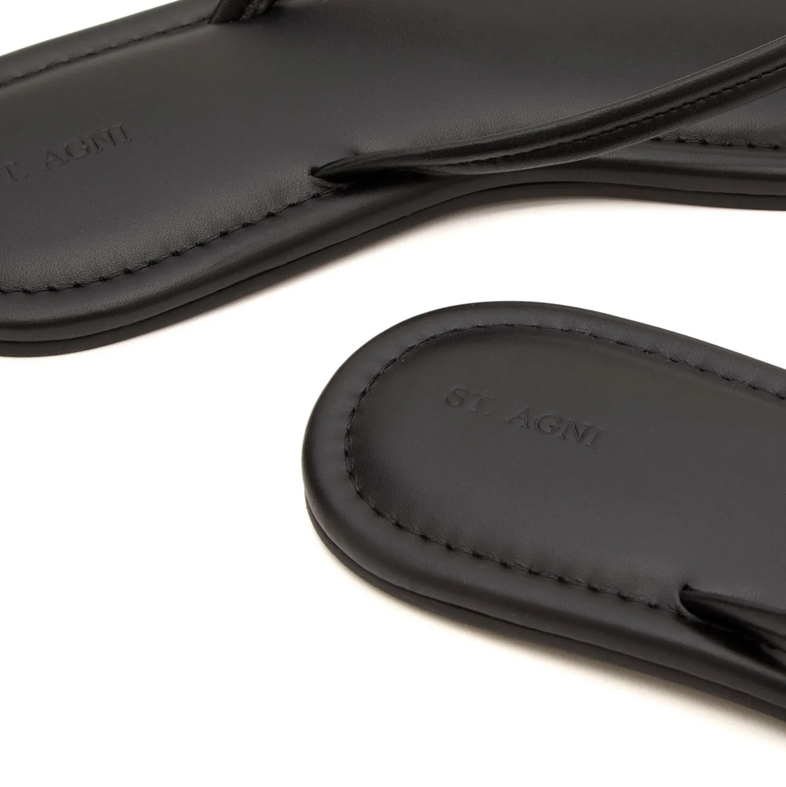 ST. Agni Thong Detail Slide