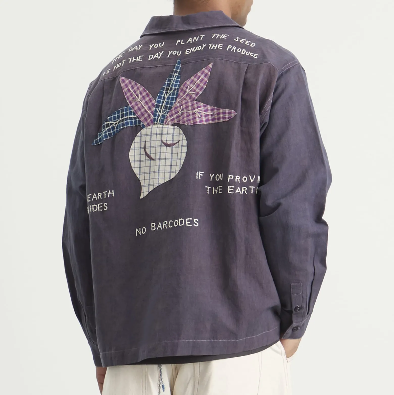 Story mfg. Hand Applique Greetings Long Sleeve Shirt