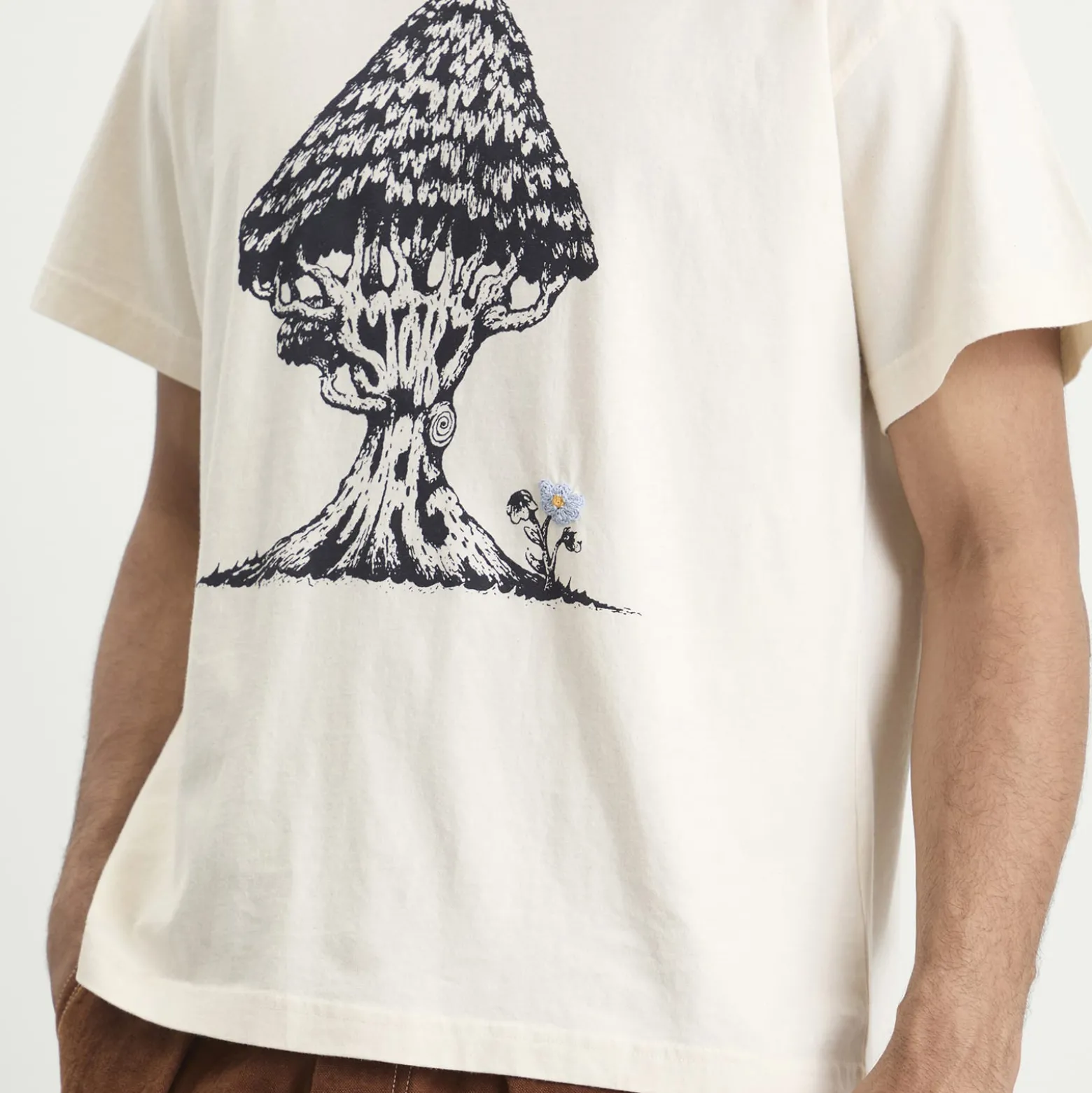 Story mfg. Hand Embroidered Grateful T-Shirt