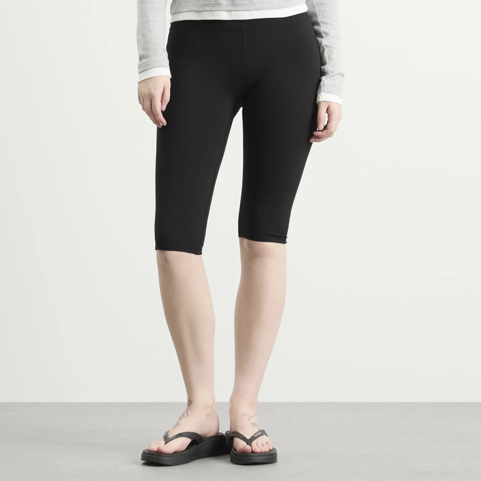 TALA Capri Leggings