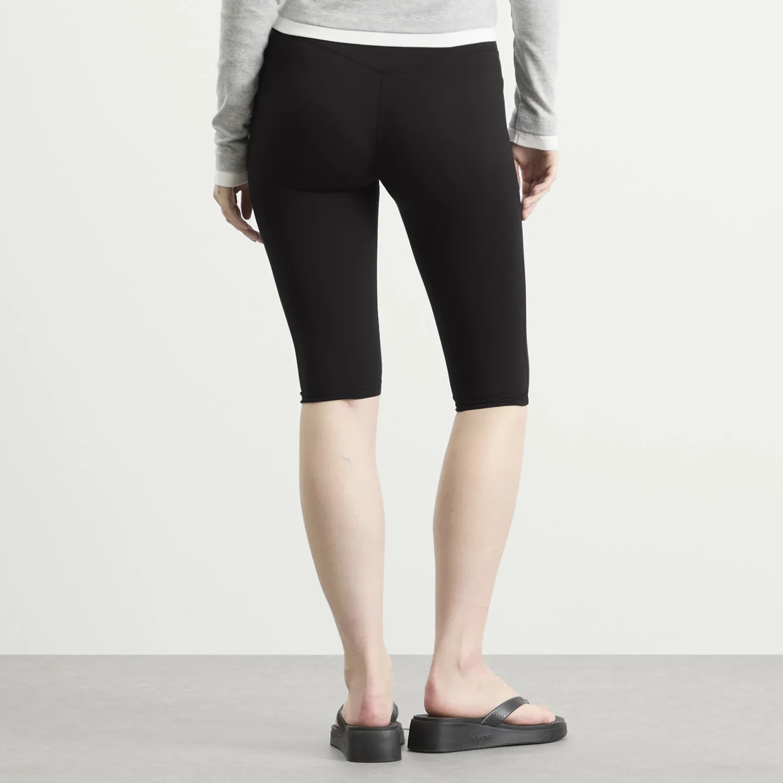 TALA Capri Leggings
