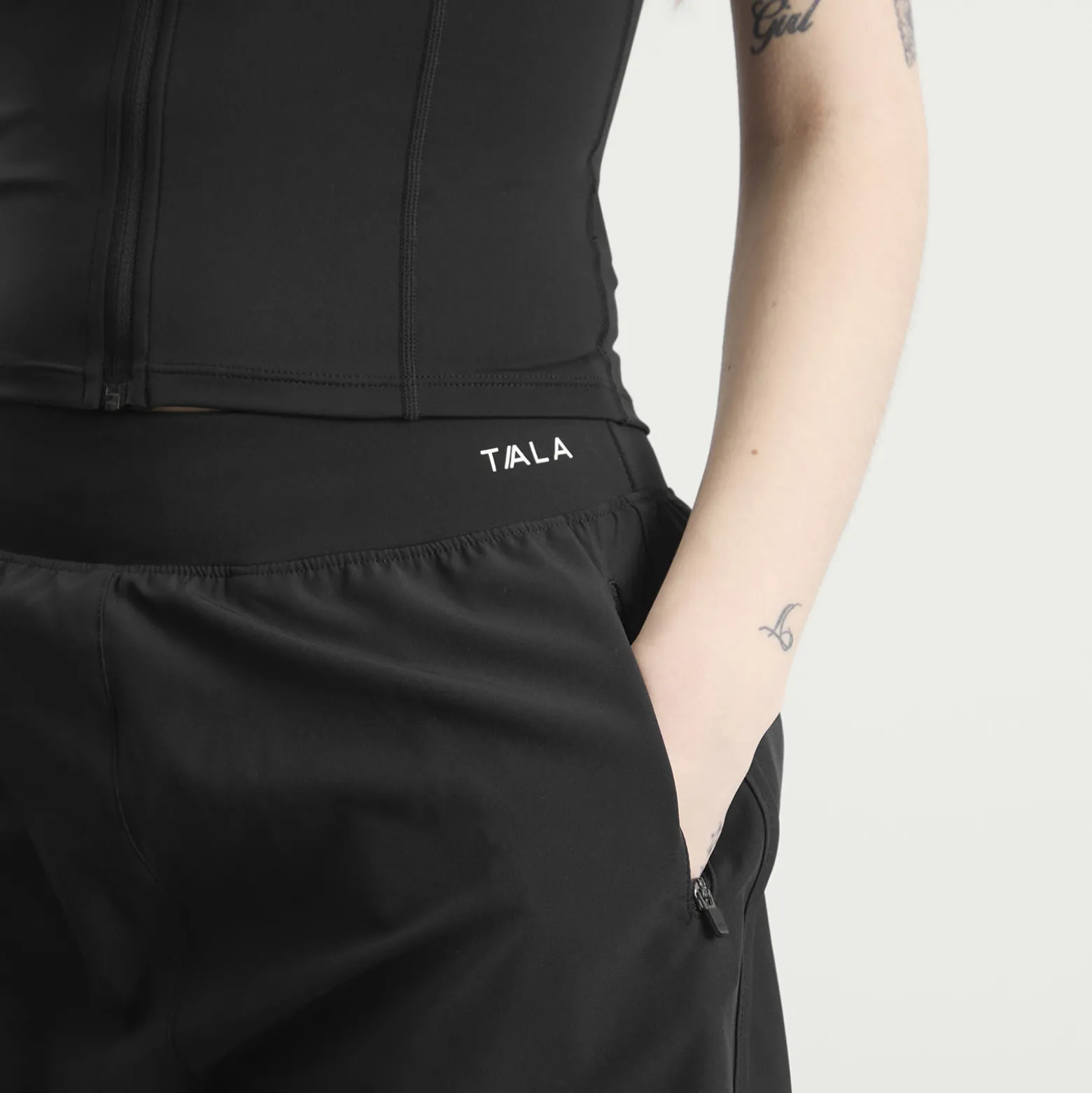TALA Skinluxe Sleeveless Zip Through Running Top