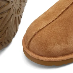UGG Tasman