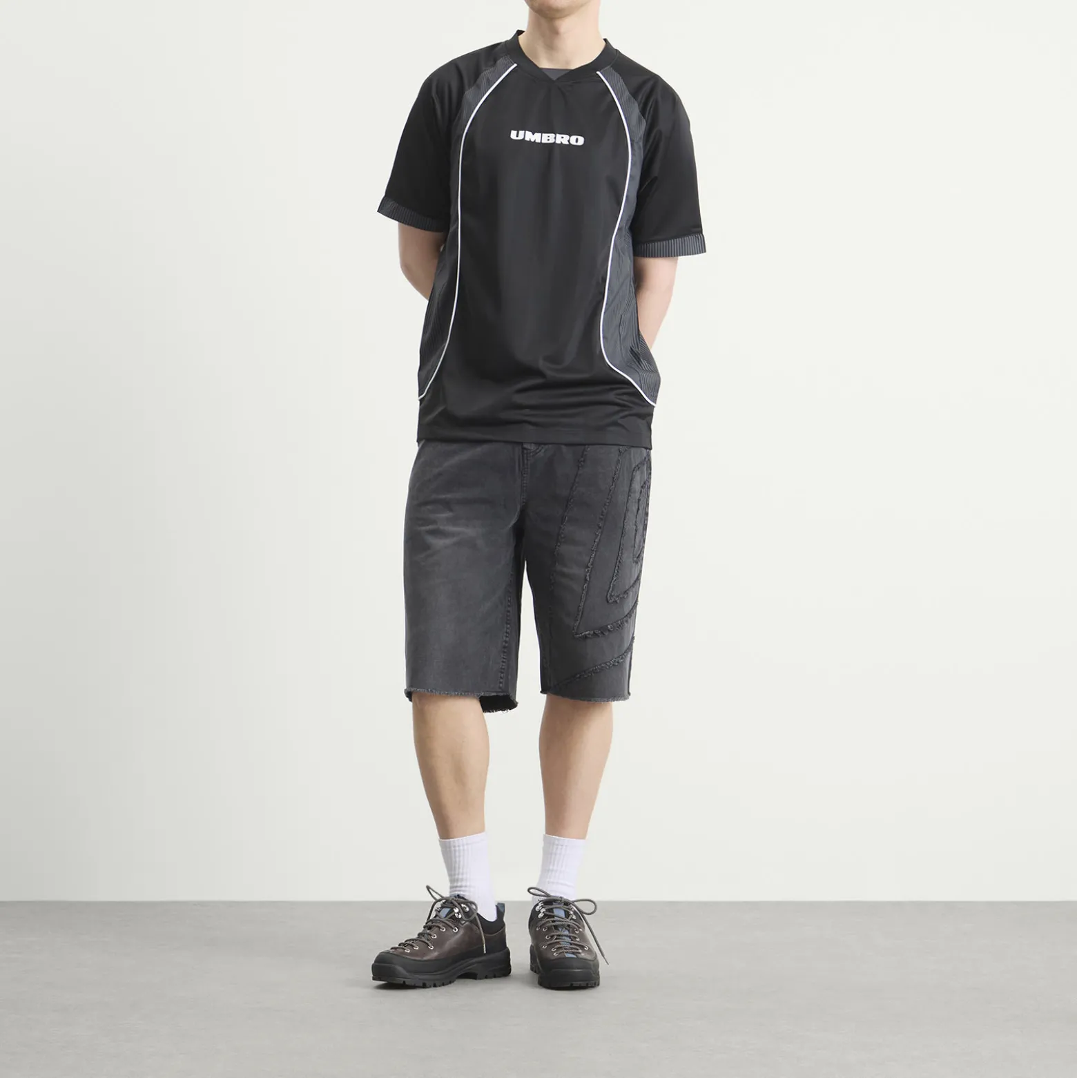 Umbro Panelled Raglan Shirt