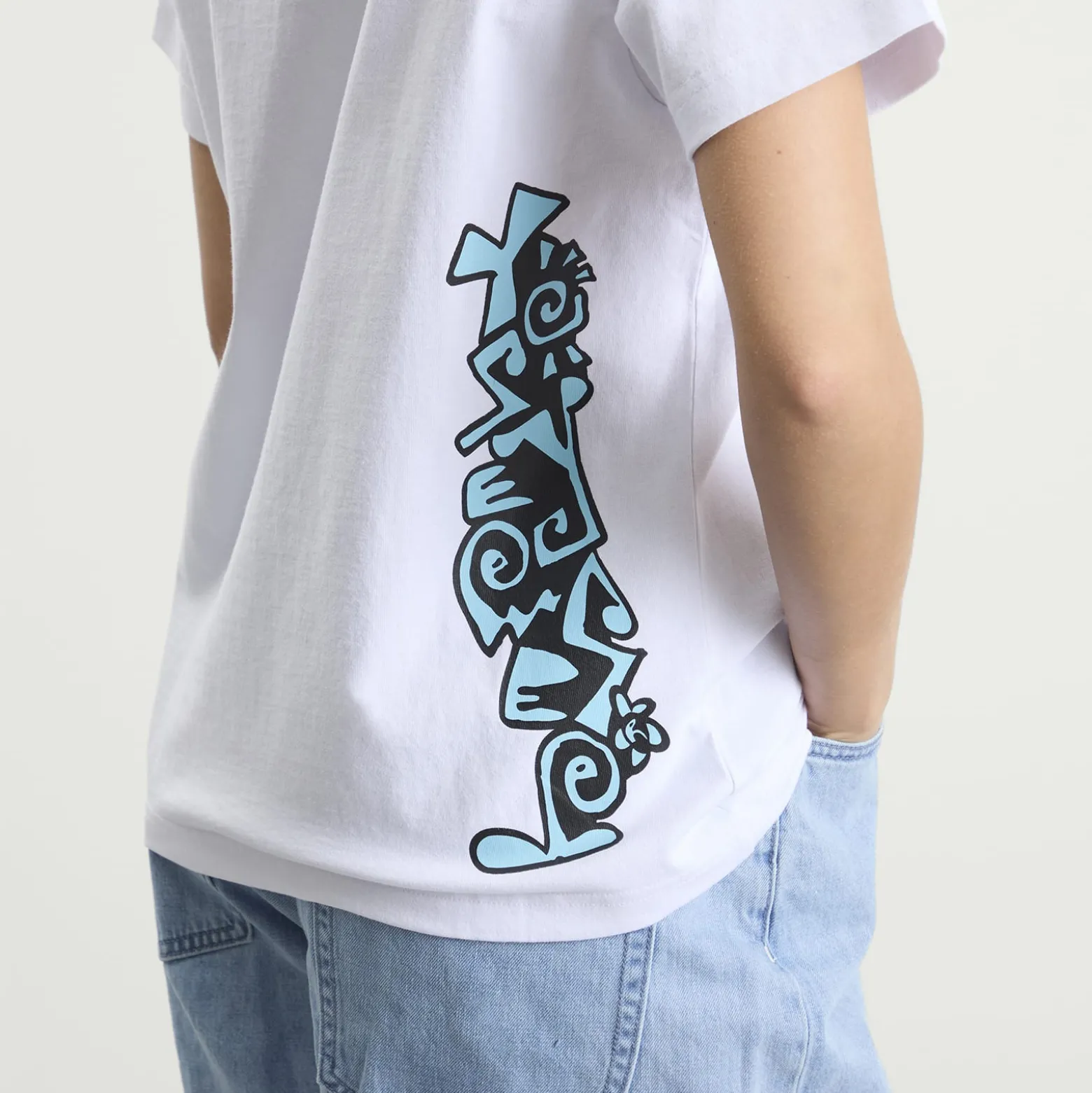 YESEYESEE Y.E.S Spiral Tee